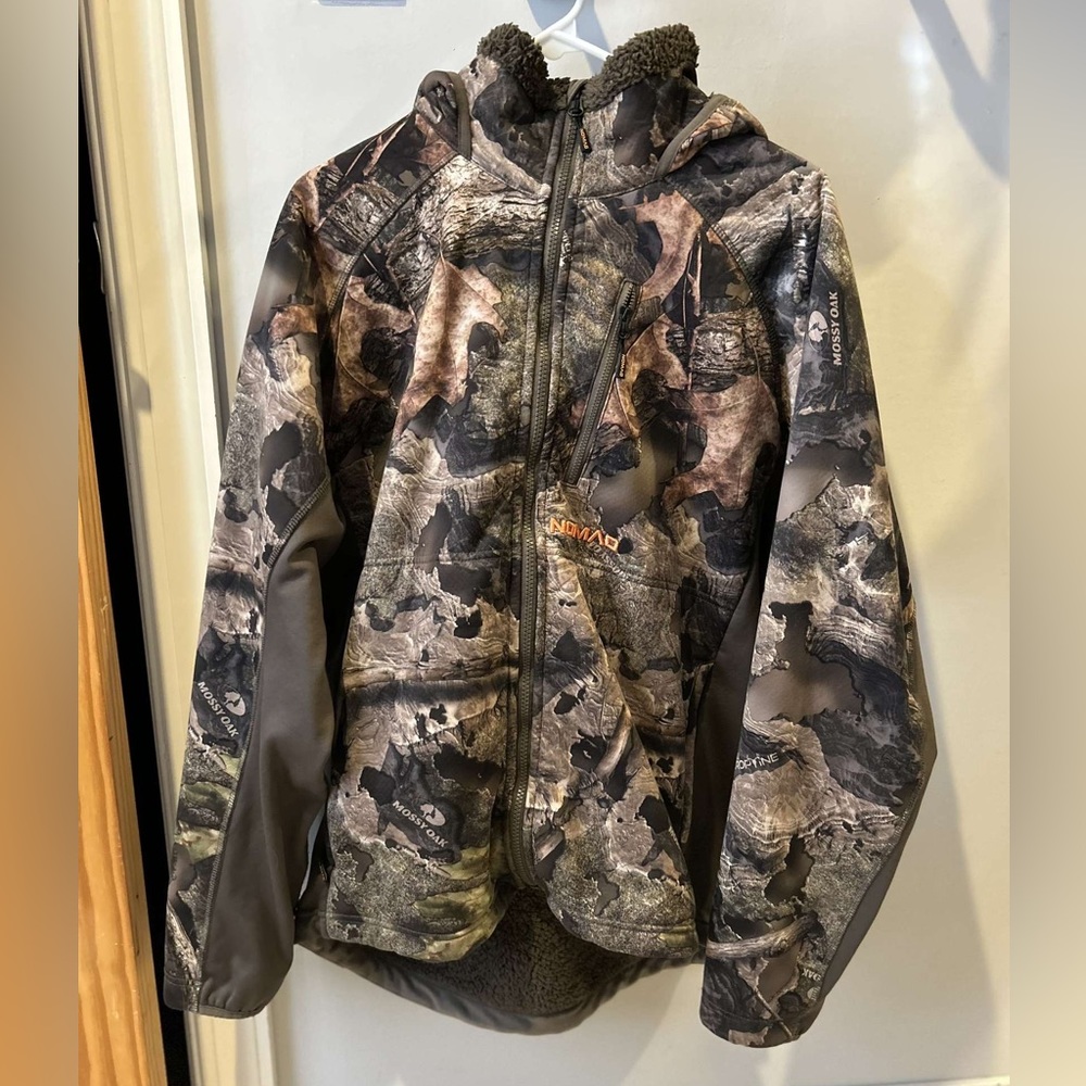 NOMAD coat